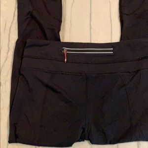 lululemon black crop leggings